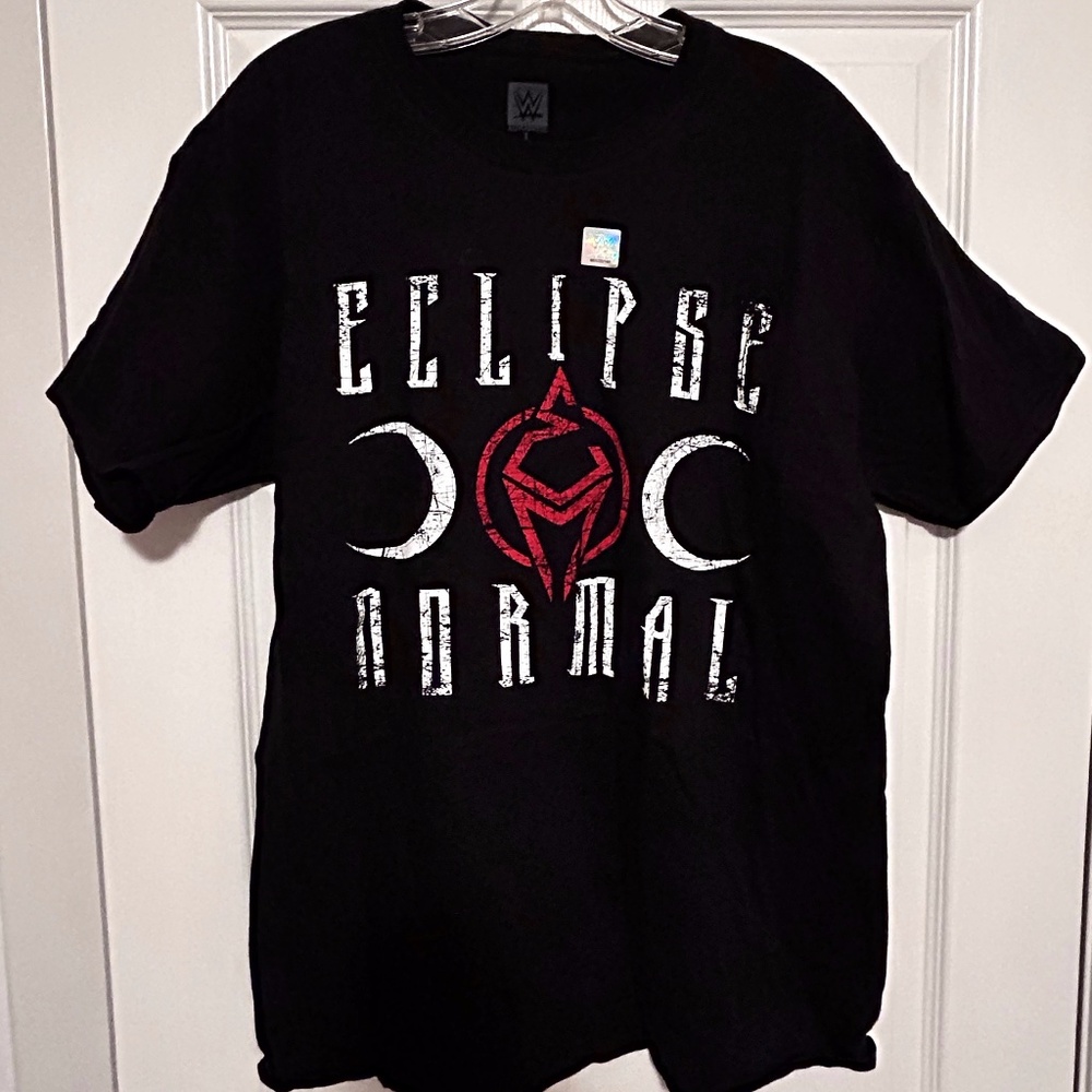 Ember Moon - Eclipse Normal Large T-Shirt New & Free Bonus WWE Access